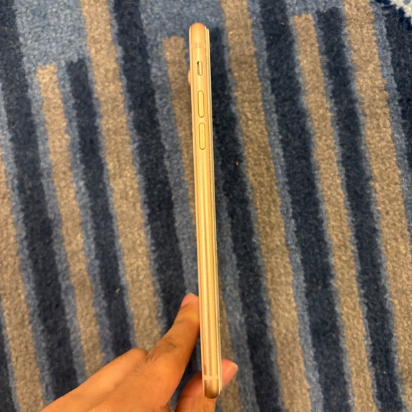 iPhone 8 Plus 256GB/Touch ID working perfectly - Picture 12 of 13